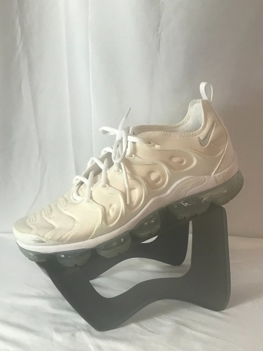 Nike AIR VaporMax Plus Activewear Athletic Sport Cut Sneakers